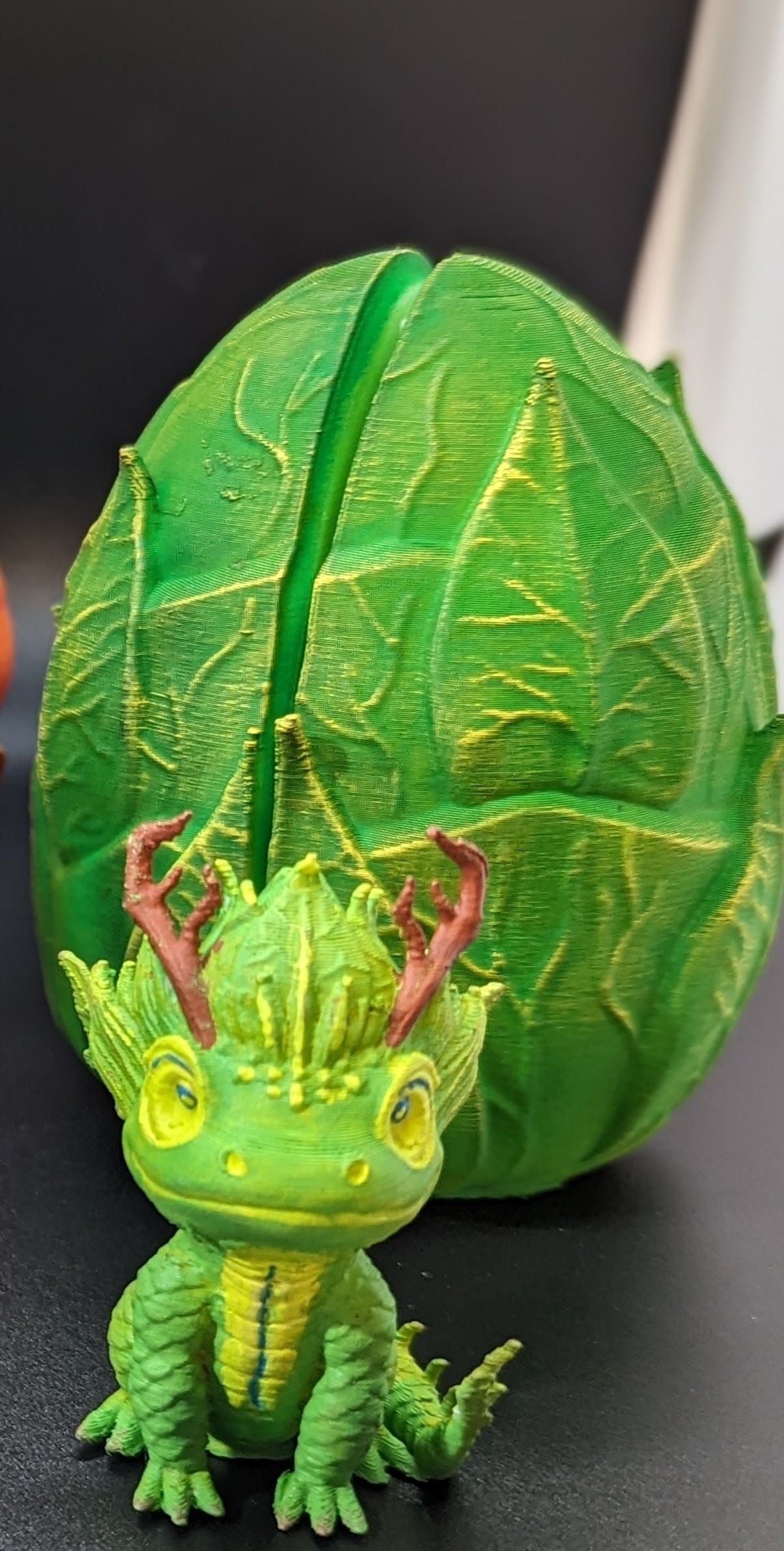 Leaf Dragon Egg With Baby Dragon - Mia3dDreams