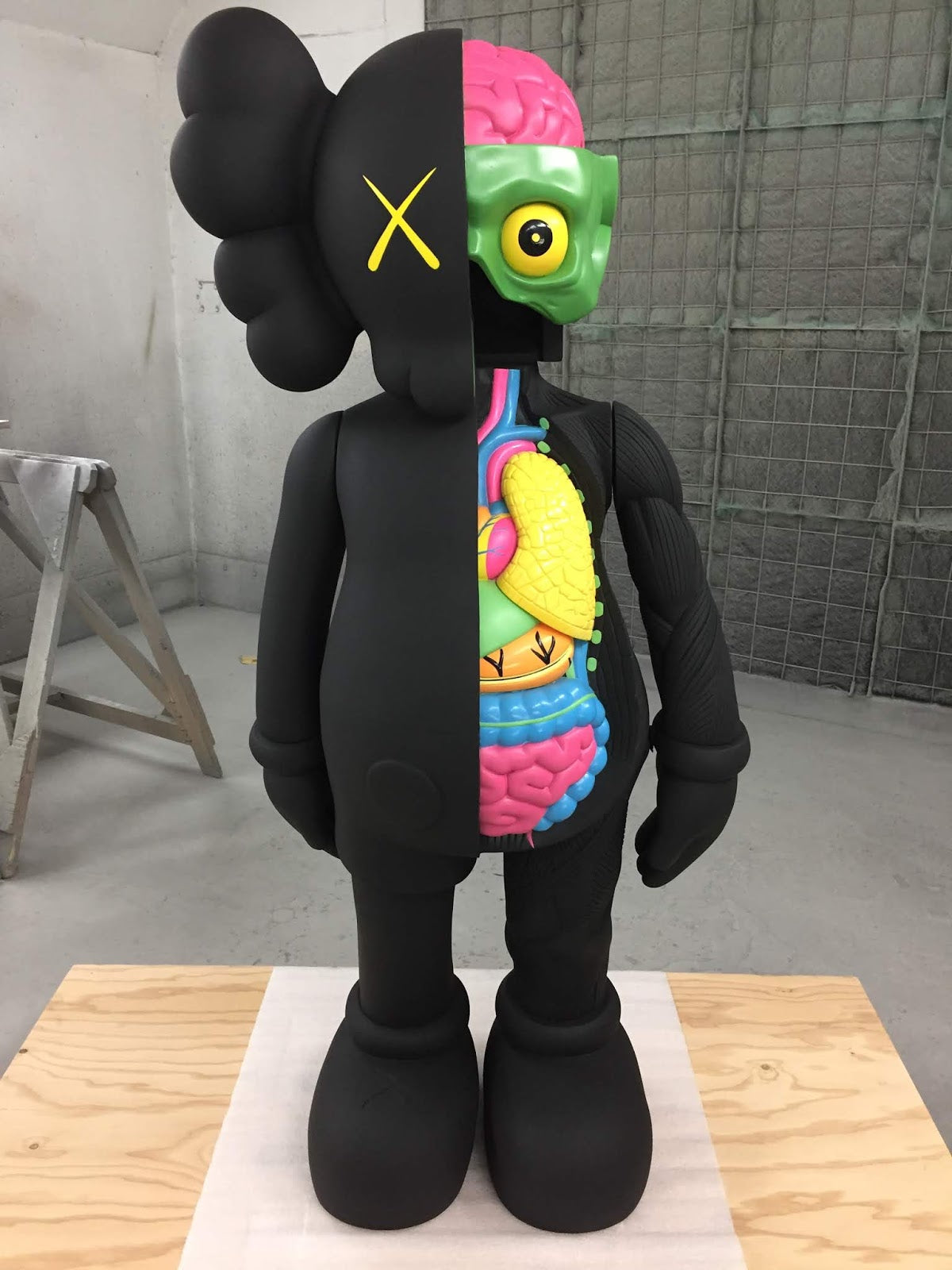 Classic Kaws Statue - Mia3dDreams